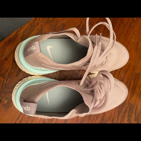 Nike Epic React 2 - Picture 2 of 3